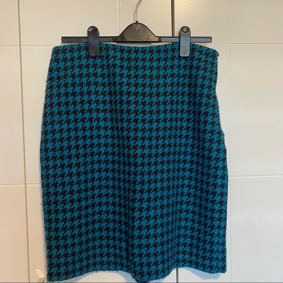 kate hill Skirt - Picture 1 of 3